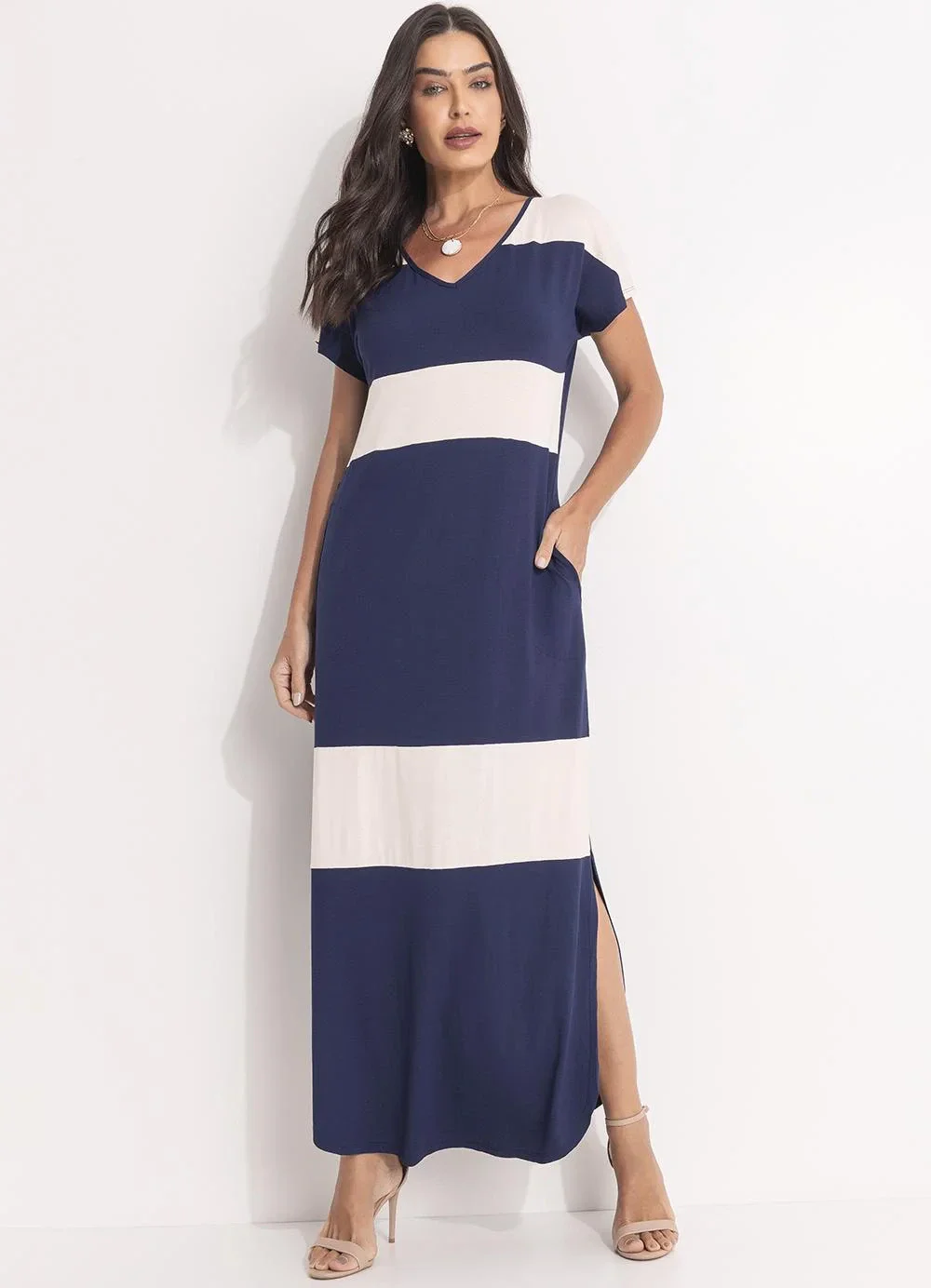 Quintess - Vestido Listrado Longo Soltinho com Fenda