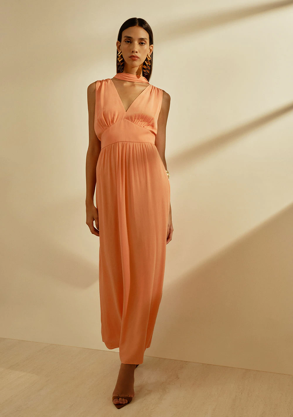Vestido Iódice Solto Decote V Com Alça Longo Laranja