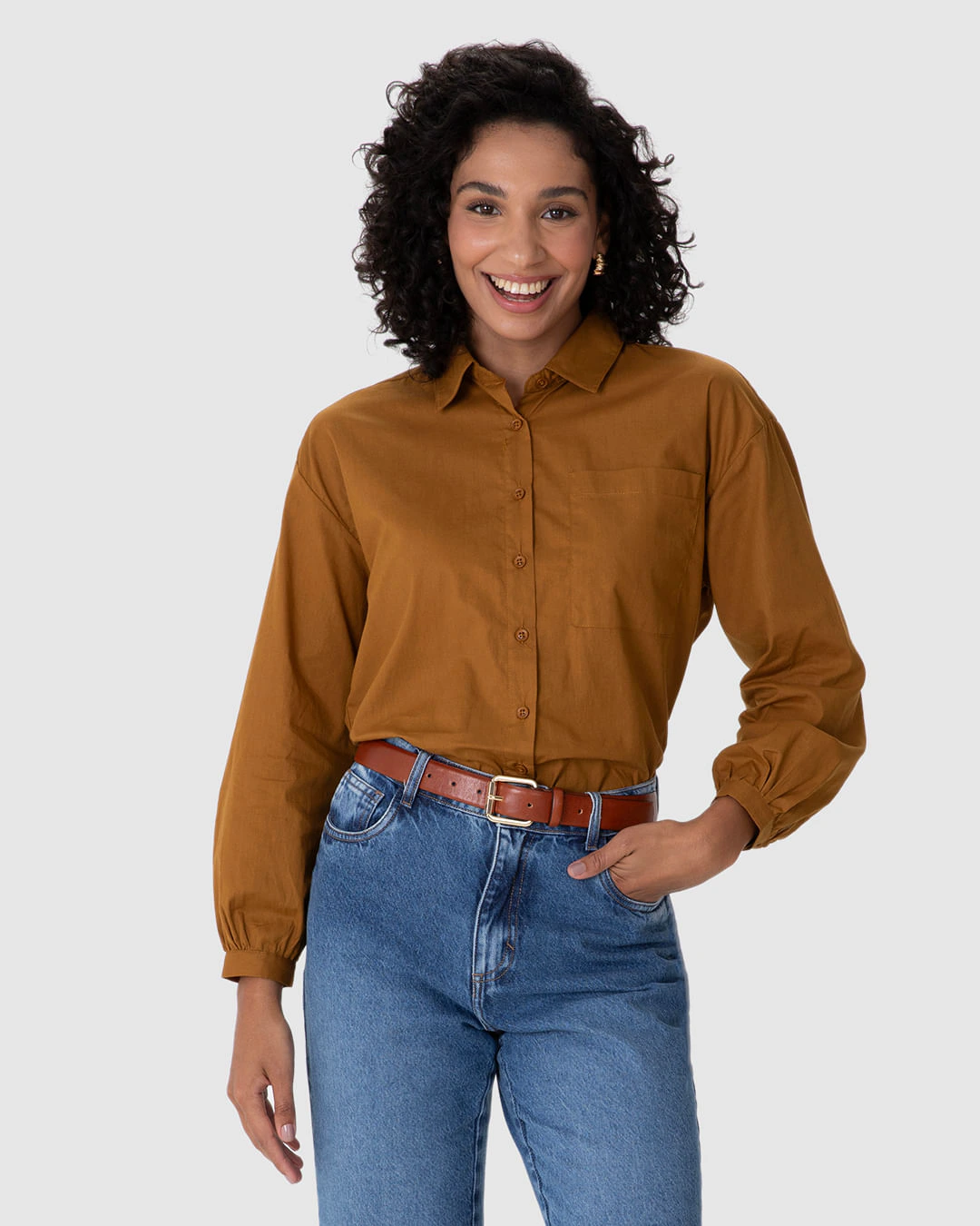Camisa Ampla Feminina Bolso Frontal Manga Com Volume Em Tricoline