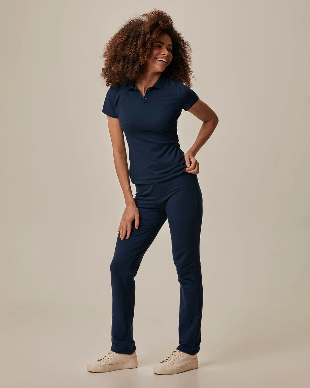 Calça Básica Feminina Cós Elástico Em Moletom Stretch Flanelado