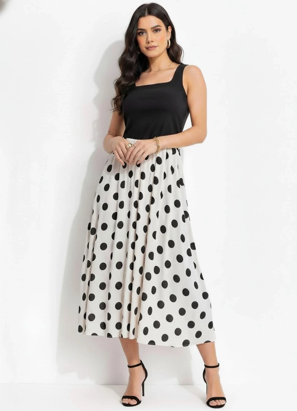Quintess - Vestido Poá Grande Off White em Viscose Plana