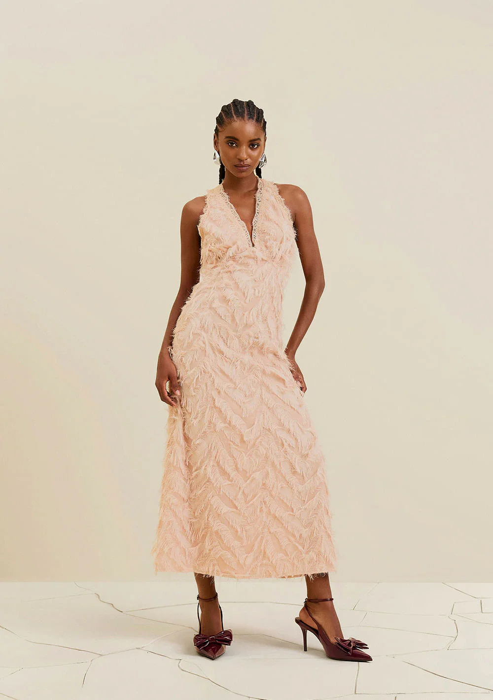 Vestido Morena Rosa Solto Decote V Sem Manga Midi Rosa