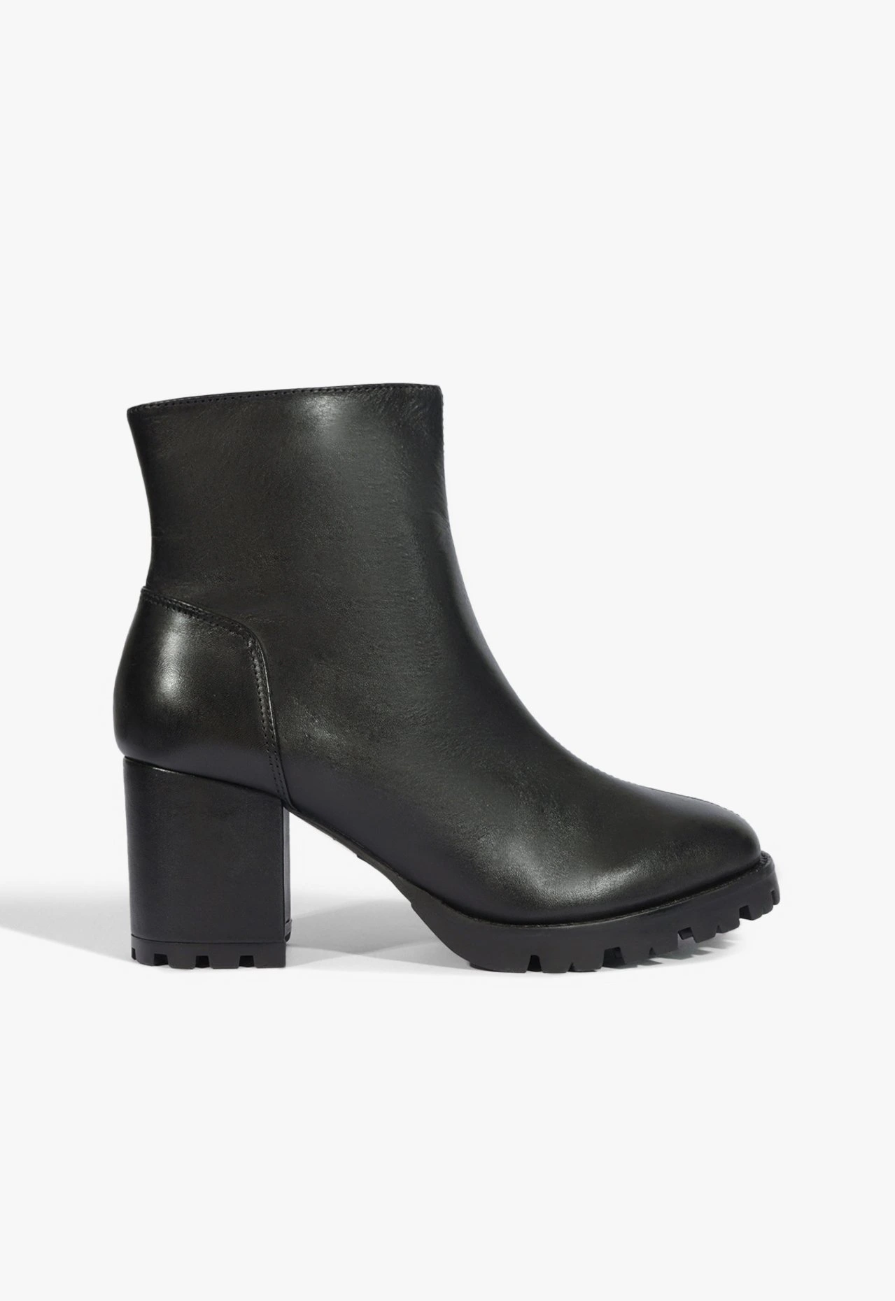 Bota Tratorada Bold Couro Preta