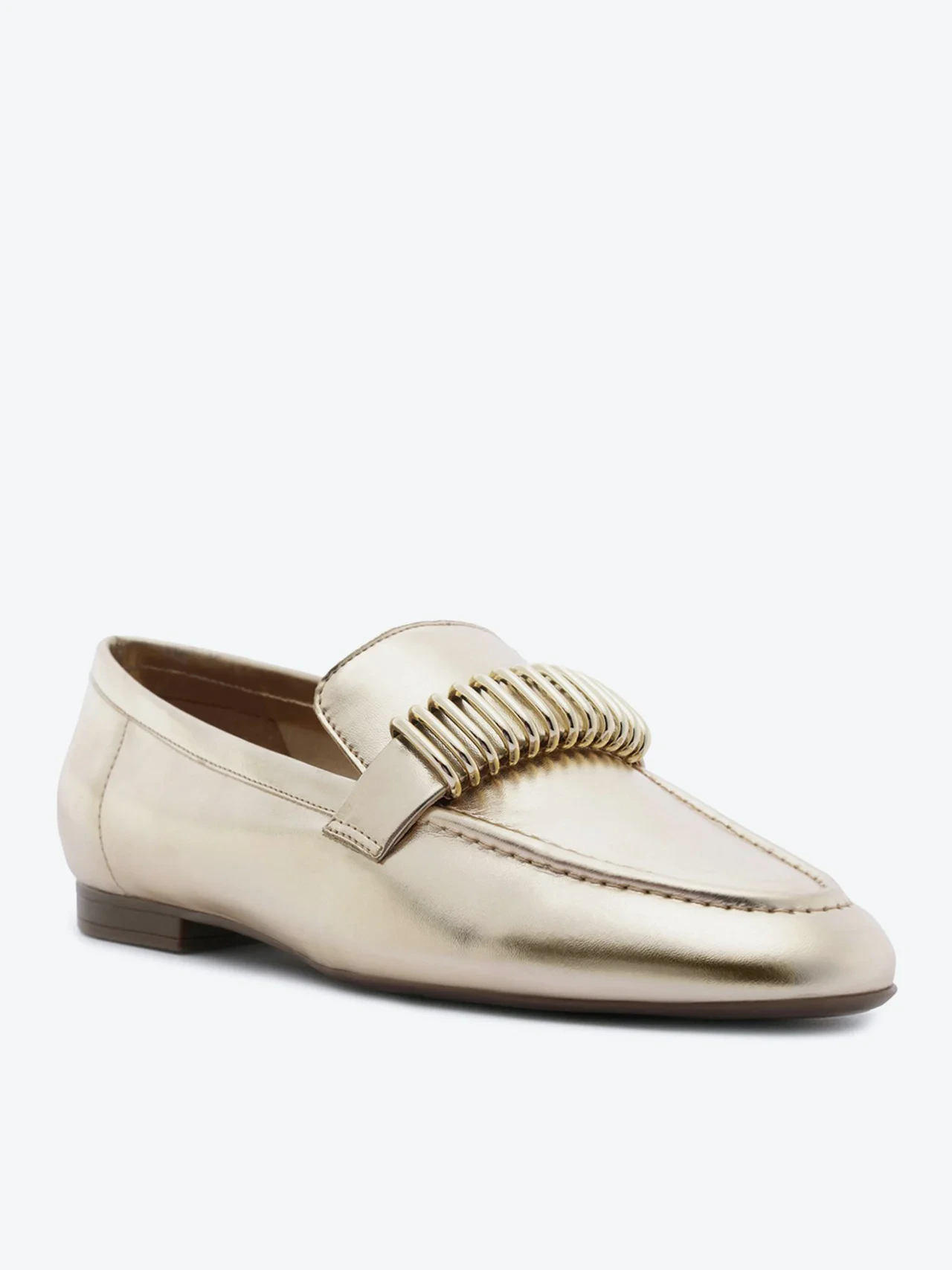 Mocassim com Detalhe Metal Dourado