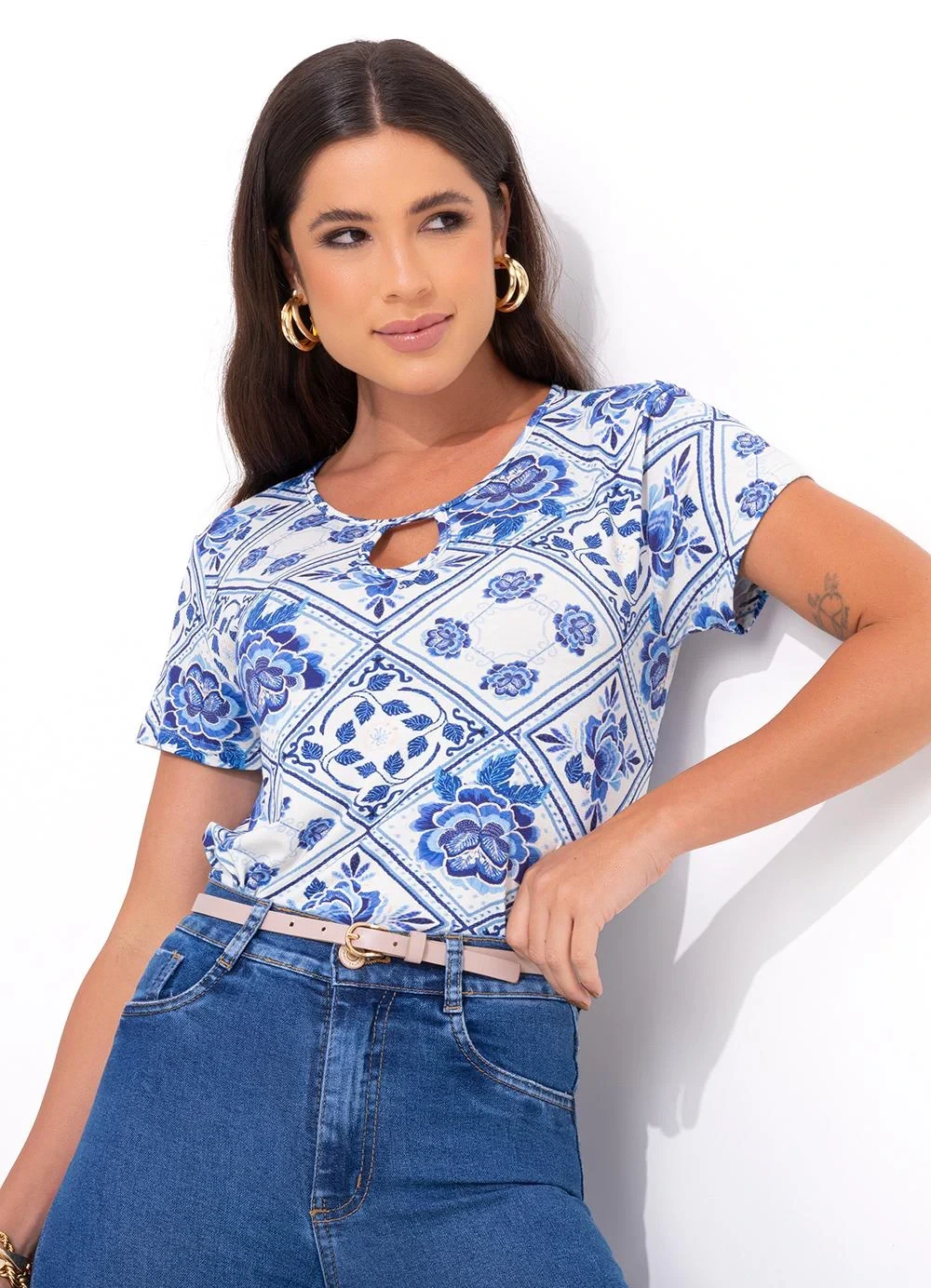 Bimini - Blusa Floral Azul em Malha
