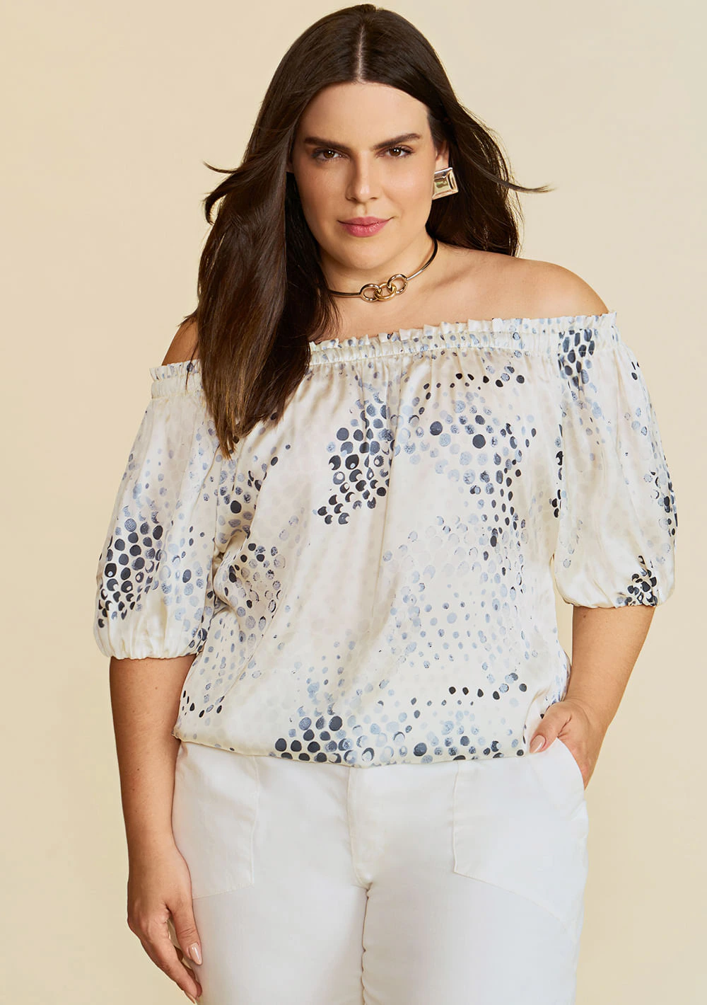 Blusa Maria.Valentina Solta Ombro A Ombro Manga Curta Padrão Off White