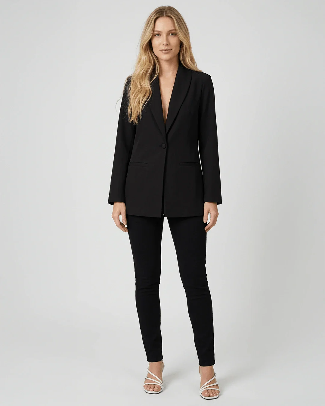 Blazer Feminino Alongado Abotoamento Único Em Tecido Alfaiataria - ENFIM