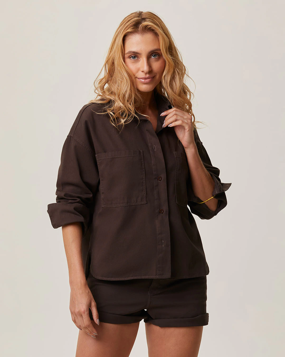 Camisa Feminina Oversized Cropped Em Sarja 100% Algodão
