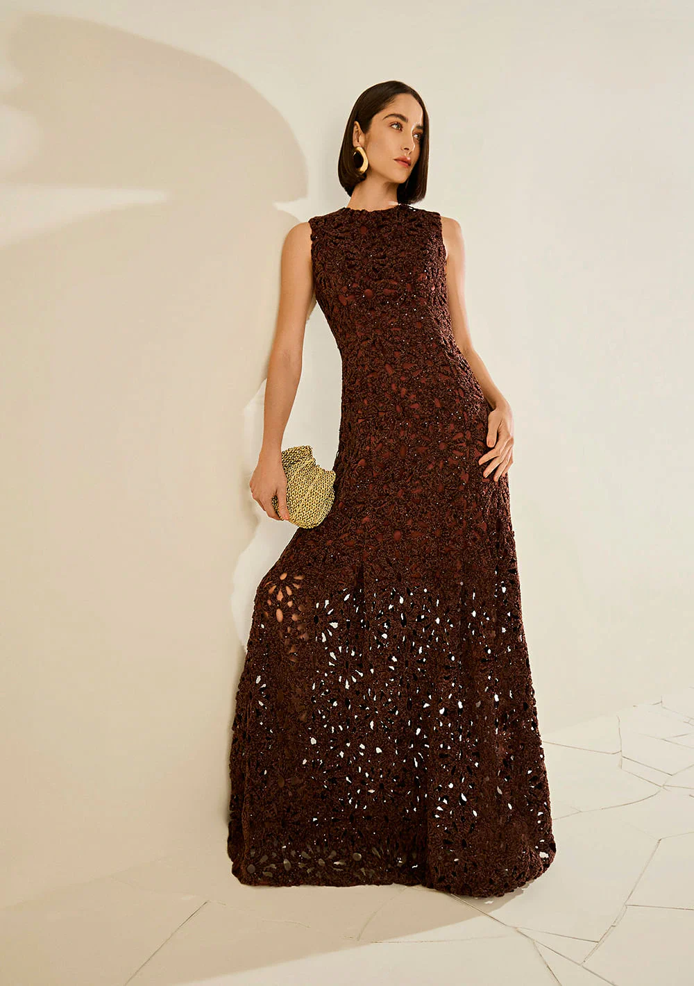 Vestido Solto Decote Careca Sem Manga Longo Marrom