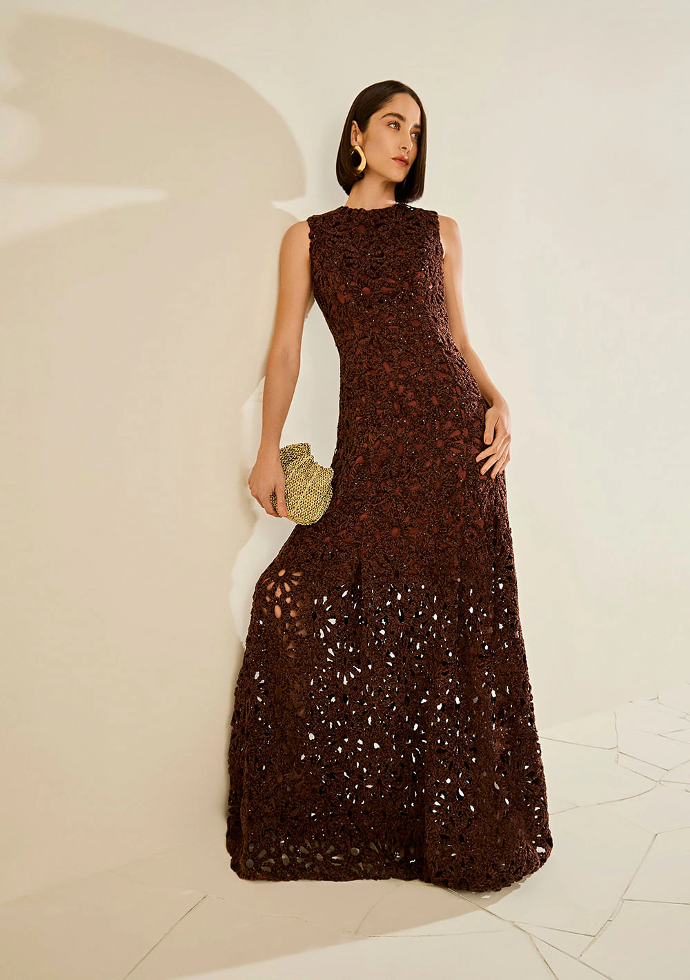 Vestido Solto Decote Careca Sem Manga Longo Marrom