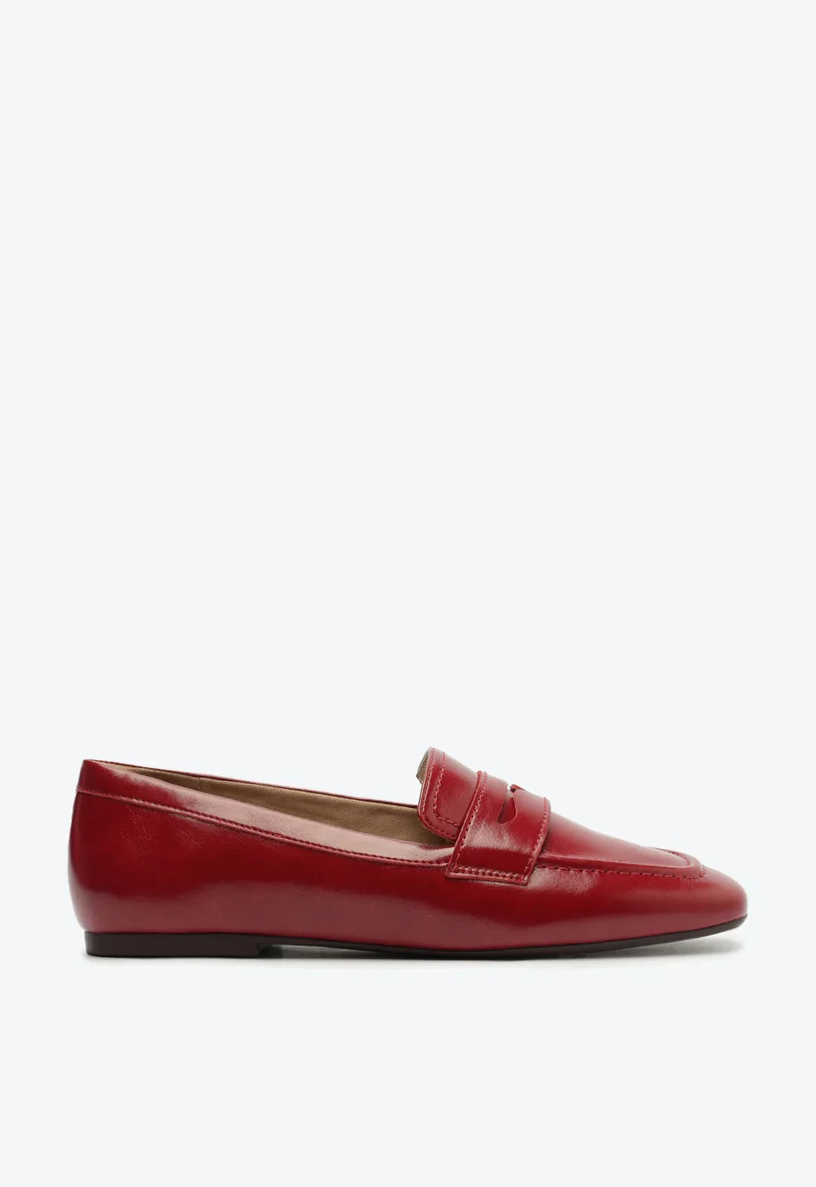 Mocassim Liso Tira Bico Quadrado Vermelho