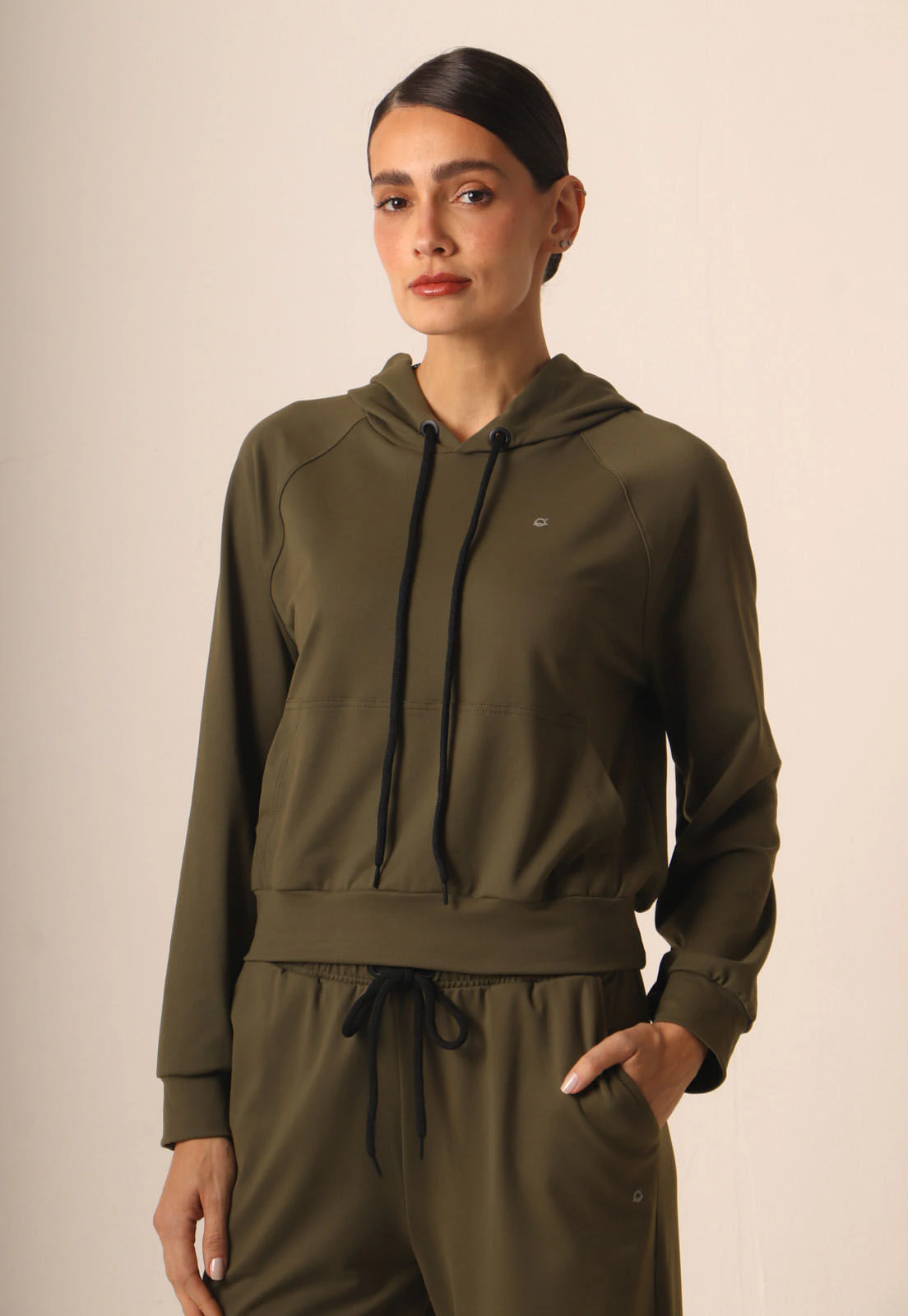 Blusa Lounge Fit com Capuz e Bolso Canguru