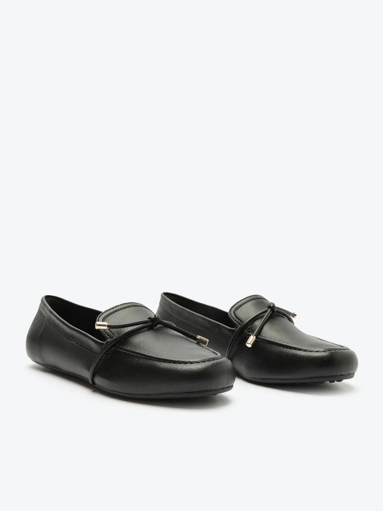 Mocassim Driver Laço Metalizado Preto