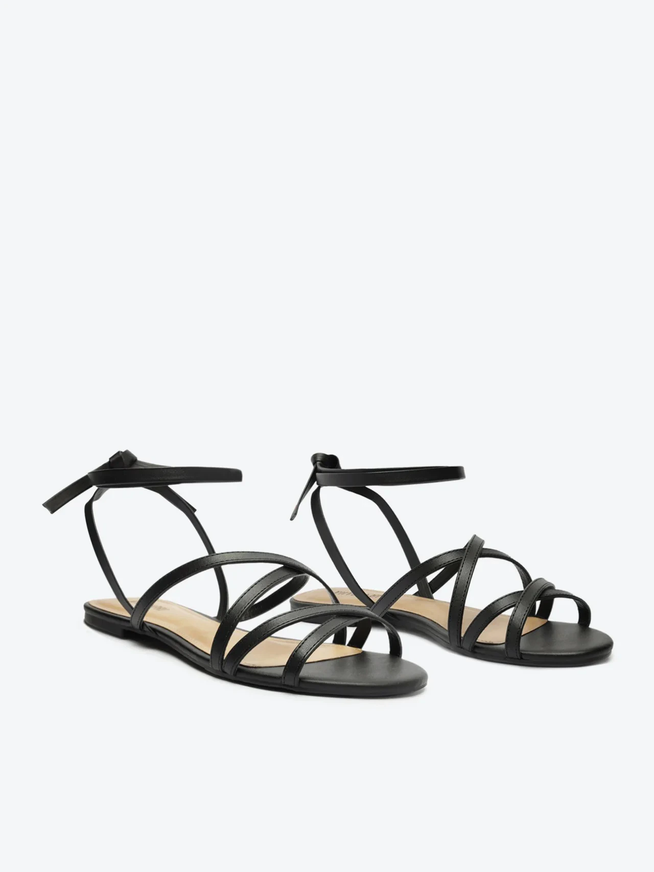 Sandália Rasteira Flat Tiras Preta