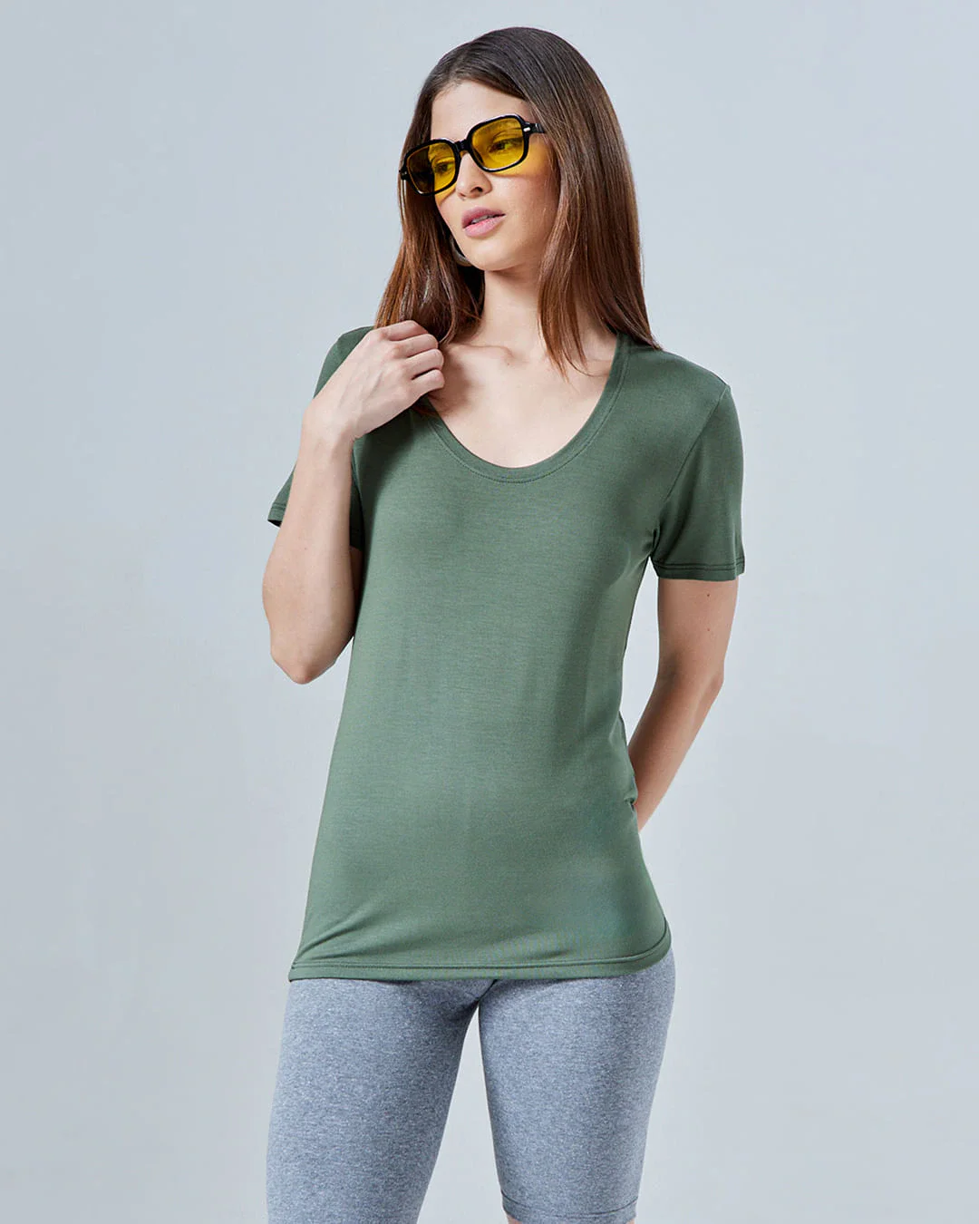 Tech T-Shirt Modal Gola U Feminina - BASICAMENTE
