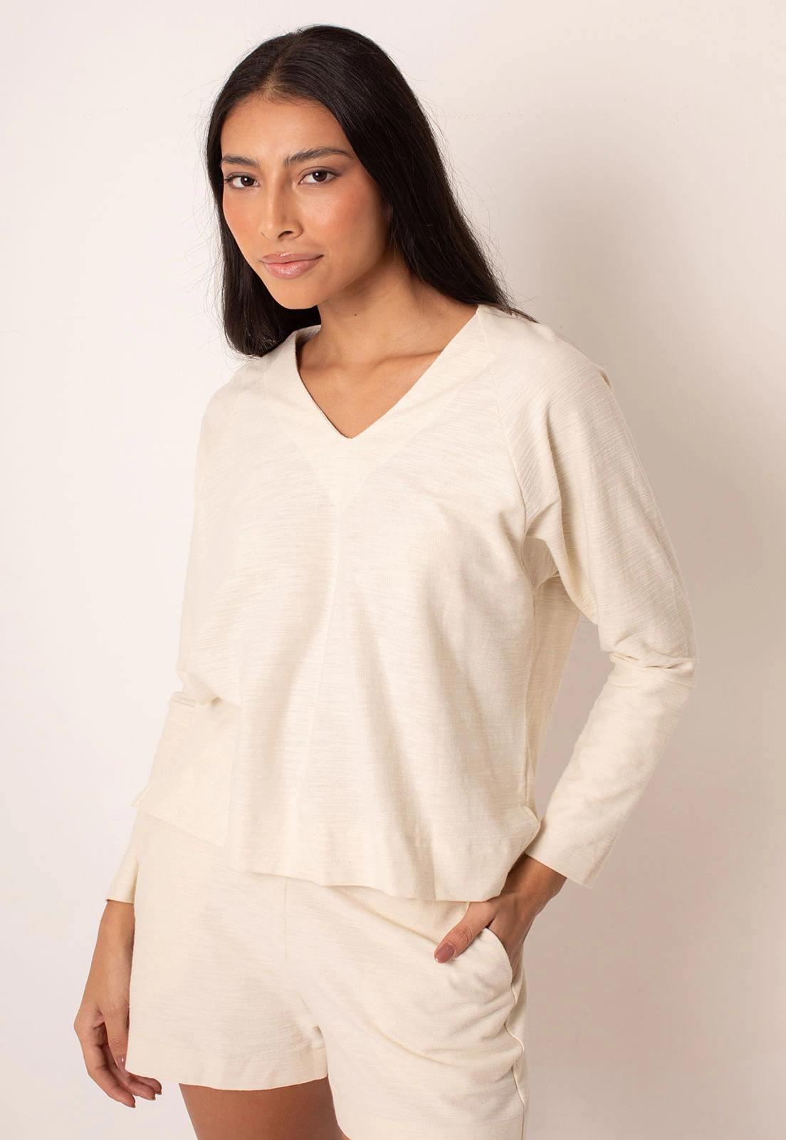 Blusa Ampla Motelinho Manga Longa Decote V