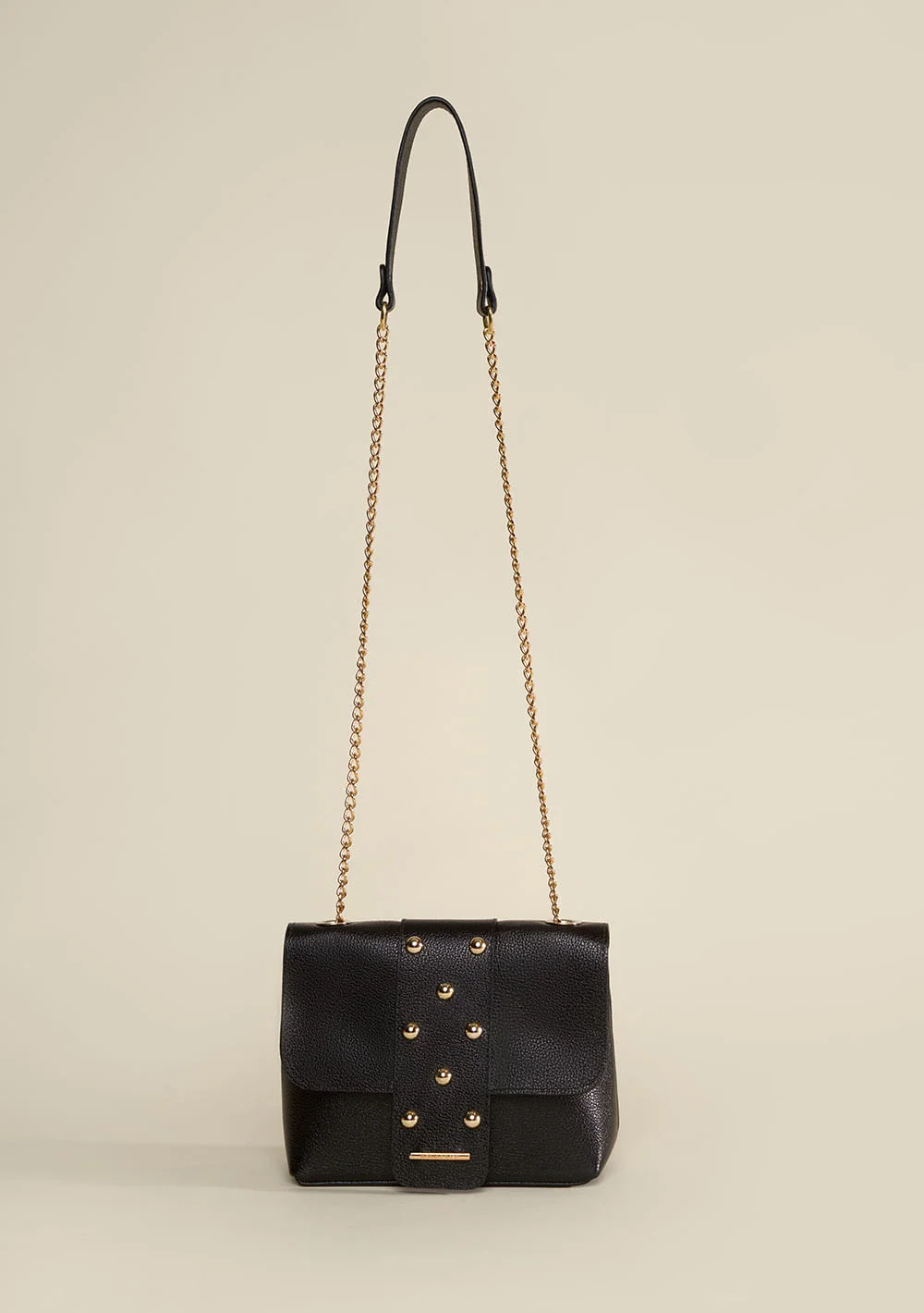 Bolsa Tiracolo Detalhe Tachas Preto