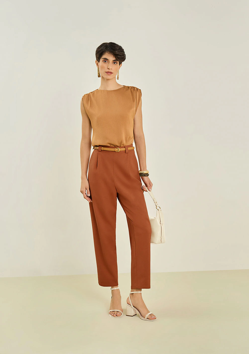 Calça Maria.Valentina Cenoura Alta Marrom