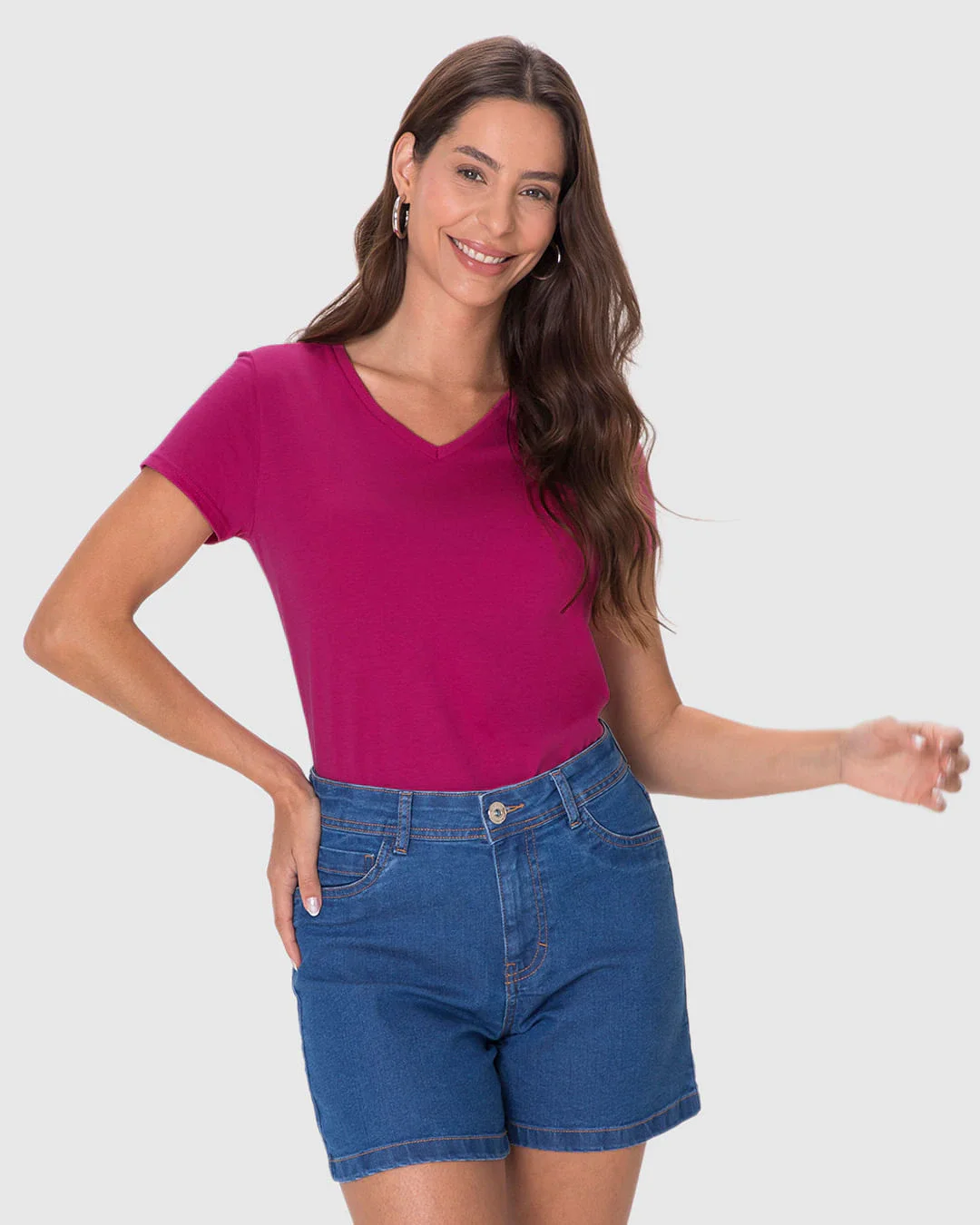 Camiseta Básica Feminina Slim Decote V Em Algodão