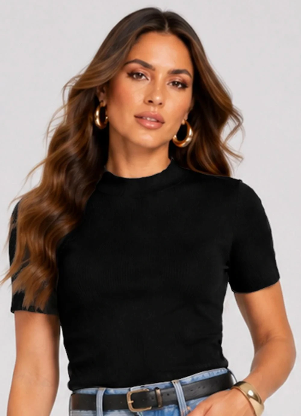 Infinita Cor - Blusa Feminina Manga Curta em Ribana Preto