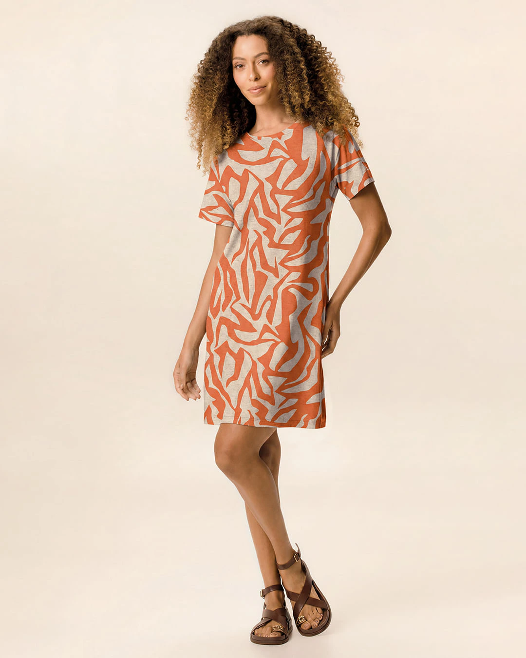 Vestido Feminino Amplo Manga Curta Estampa Digital Em Viscose Stretch