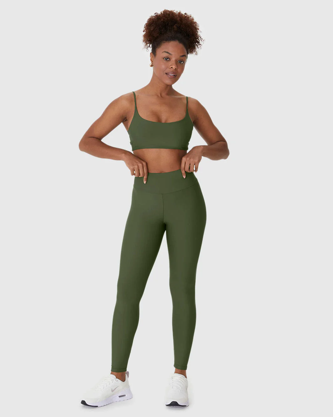 Calça Legging Esportiva Feminina Bolso Costas Em Malha Dry E Proteção UV50+ Malwee Active