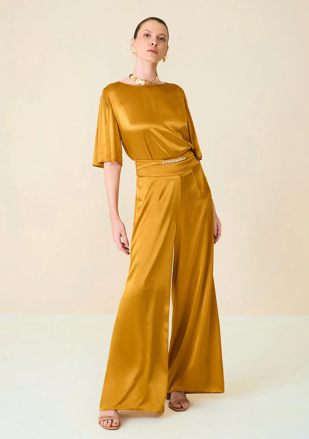 Calça Maria.Valentina Pantalona Cós Alto Com Metal Dourado