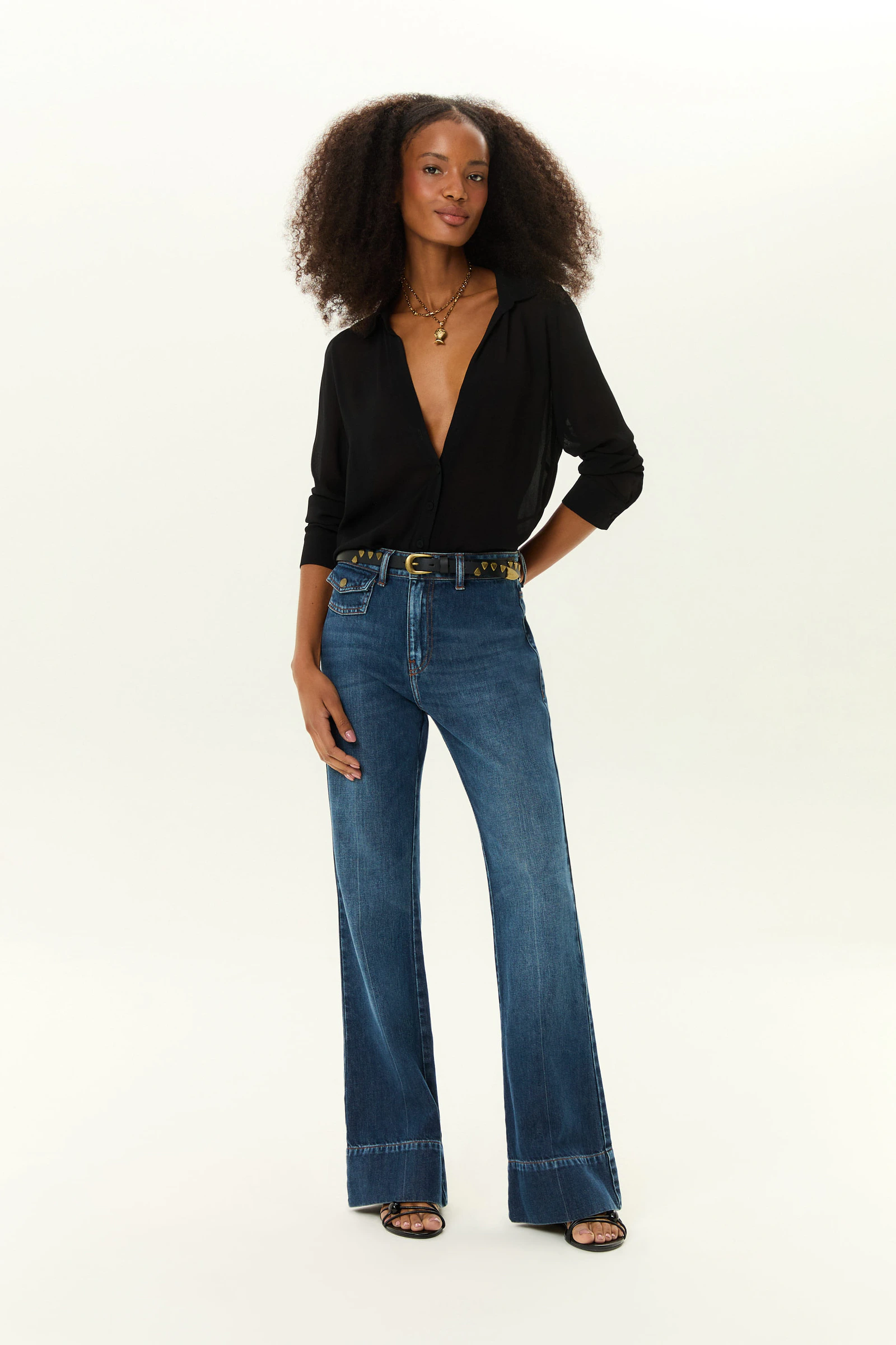 Calça Jeans Flare Bolsos