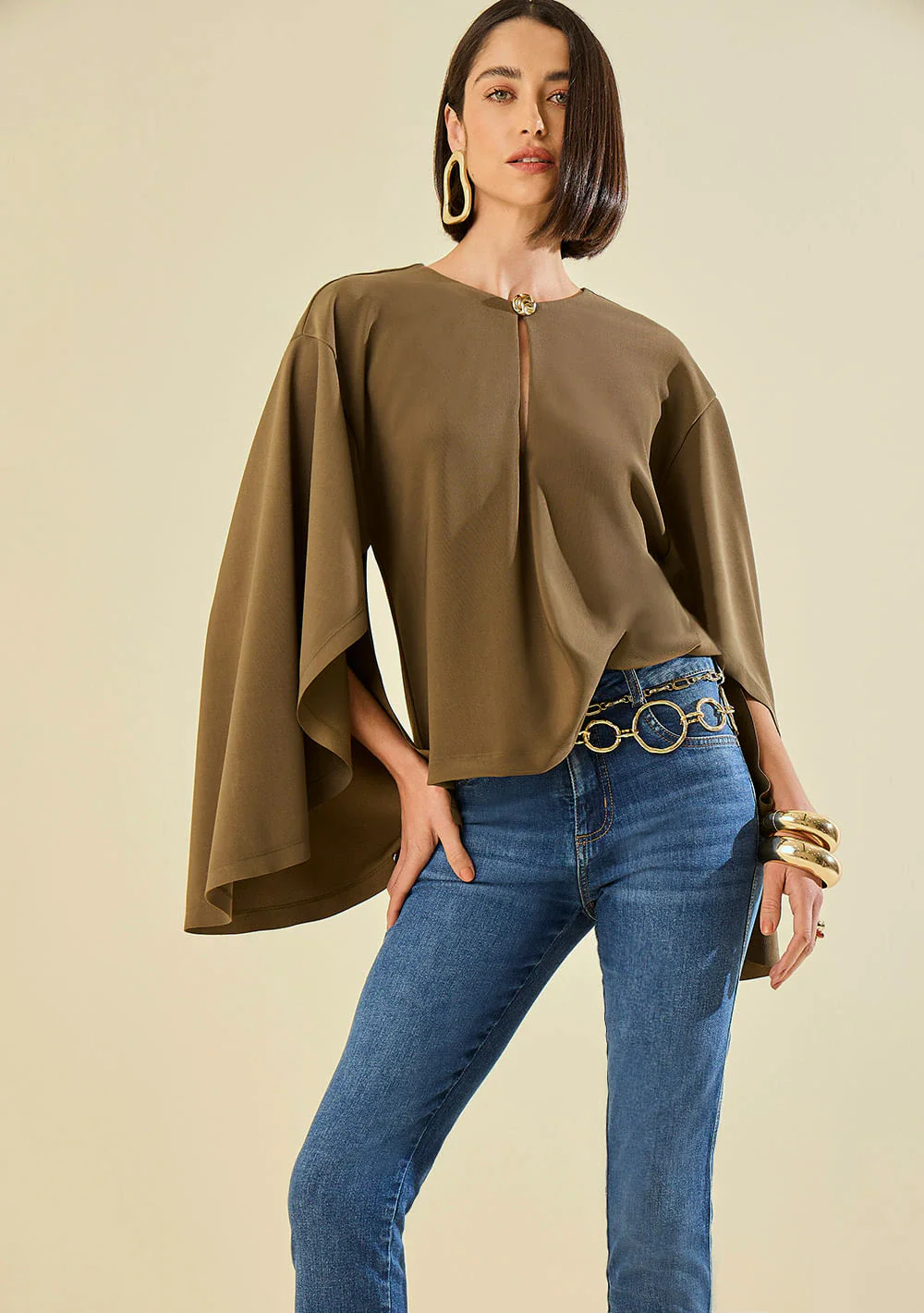 Blusa Morena Rosa Solta Decote Careca Manga Longa Padrão Verde