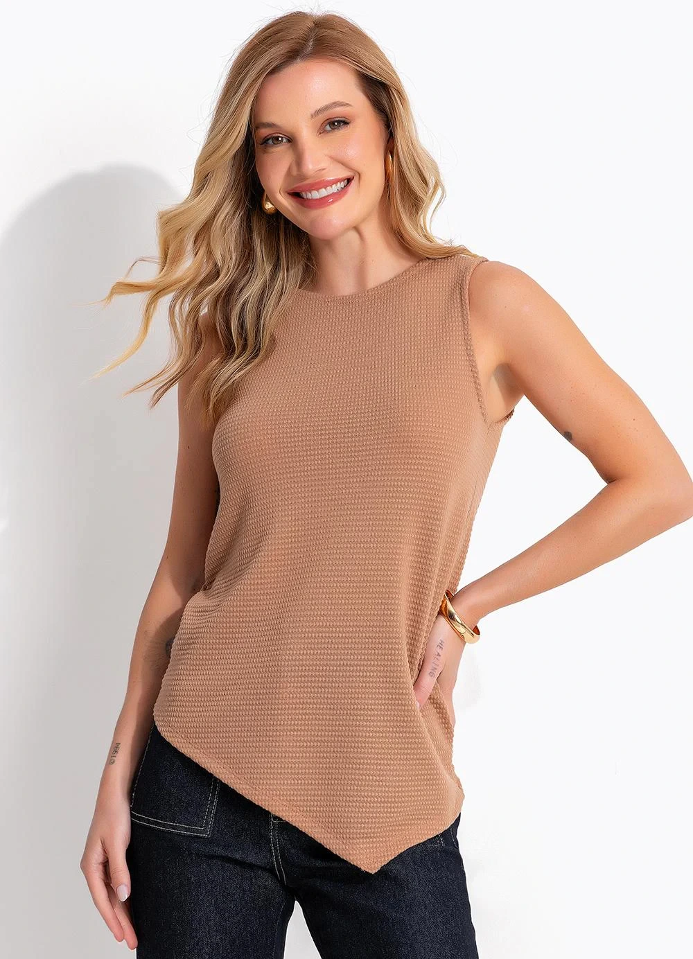 Quintess - Blusa Marrom em Malha Texturizada