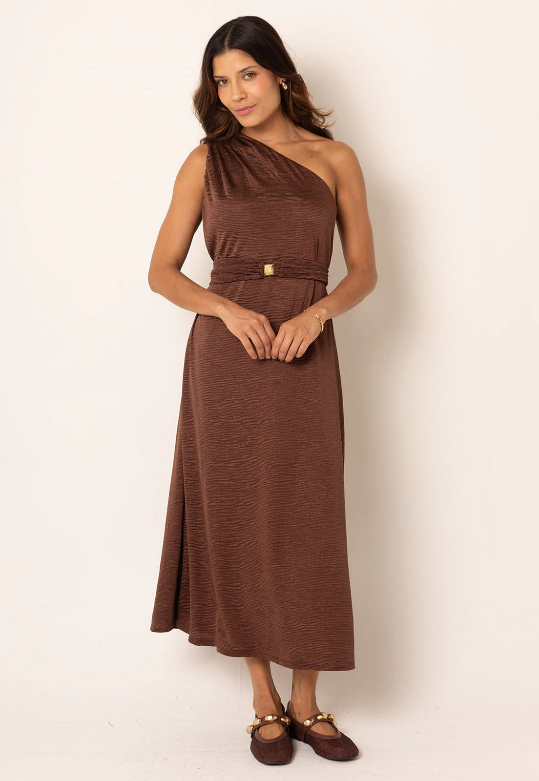 Vestido Rilievo Um Ombro Com Cinto