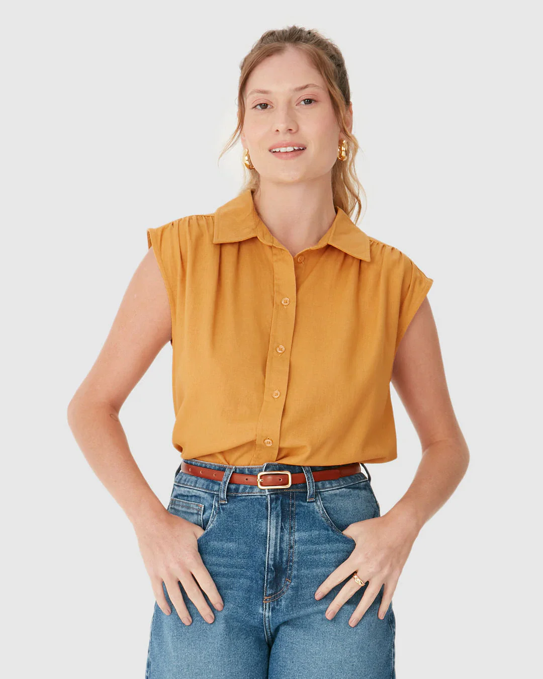 Camisa Feminina Tradicional Sem Manga Em Viscolinho