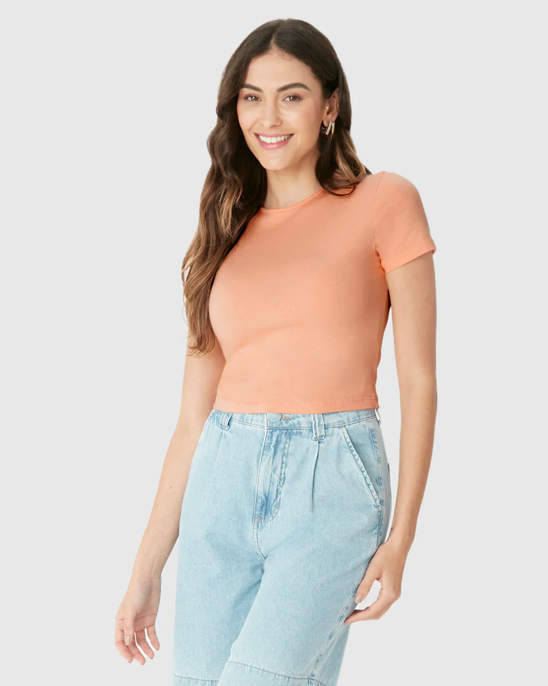 Blusa Básica Feminina Cropped Etiqueta Estampada Em Algodão