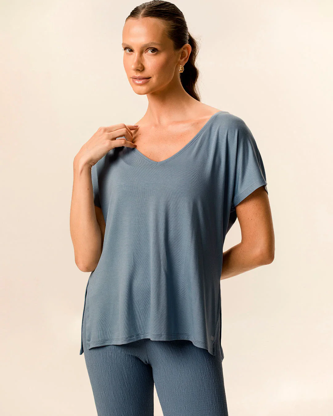 Blusa Esportiva Feminina Alongada Abertura Lateral Viscose Stretch Malwee Active