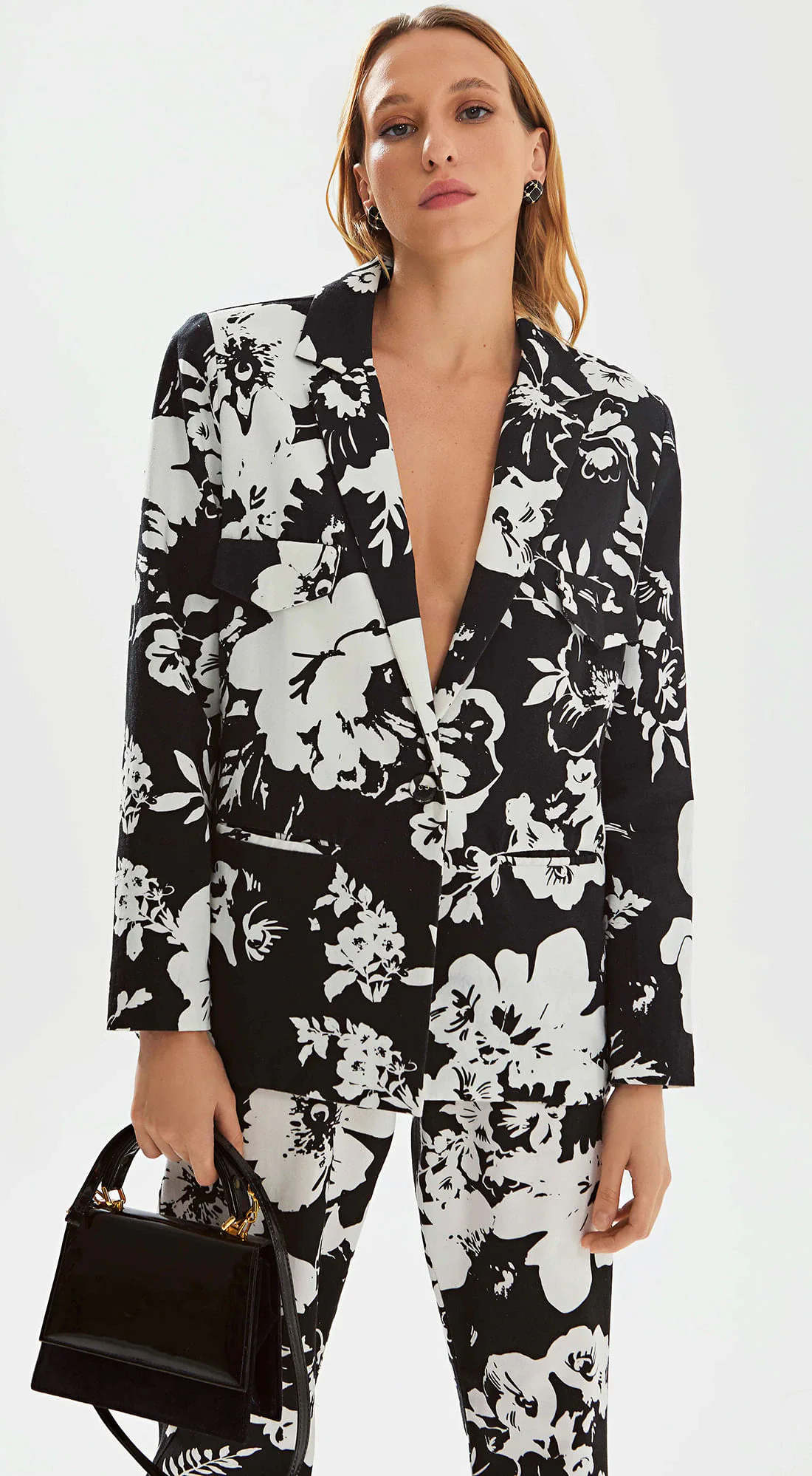 Blazer Iódice Com Bolso Preto/Branco