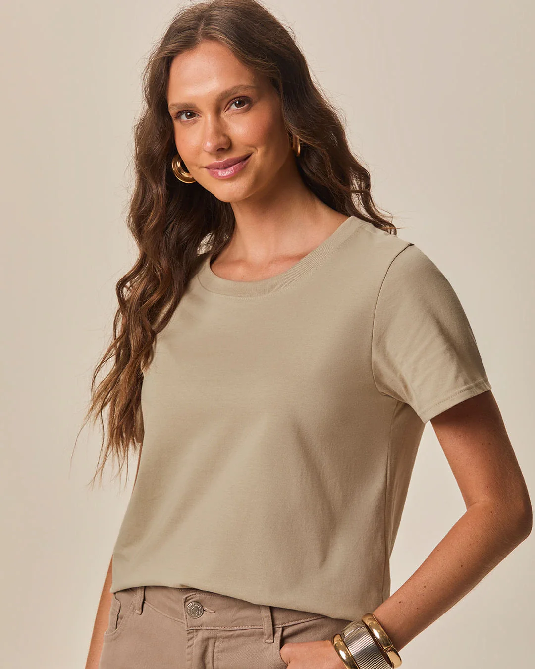 Blusa Básica Feminina Decote Redondo Com Pesponto Em Algodão
