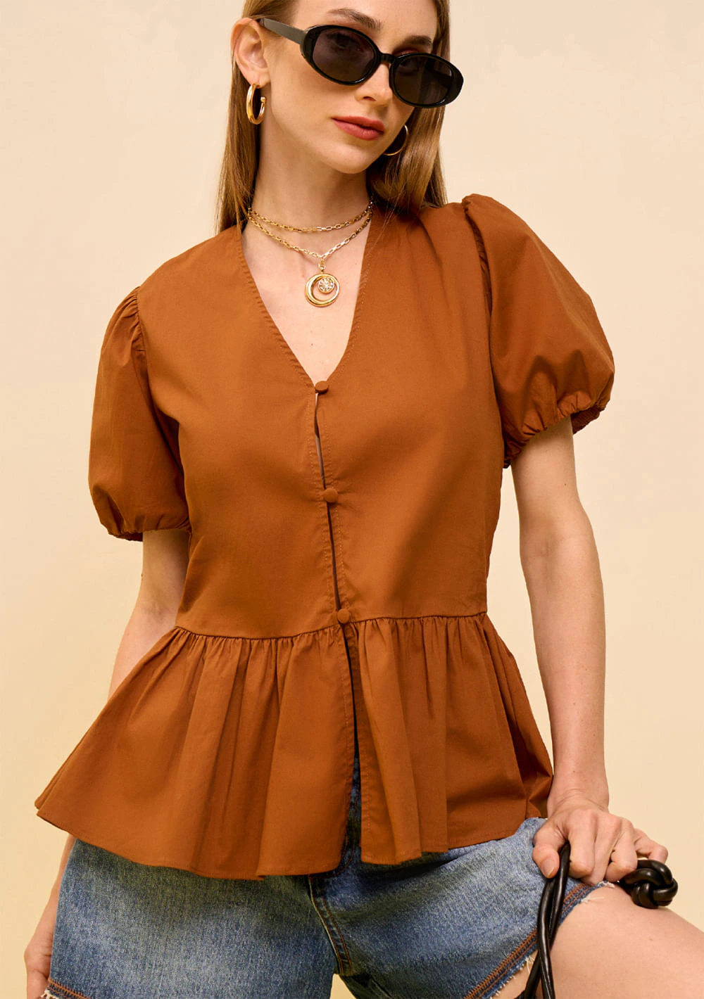 Blusa Zinco Ajustada Decote V Manga Curta Padrão Marrom