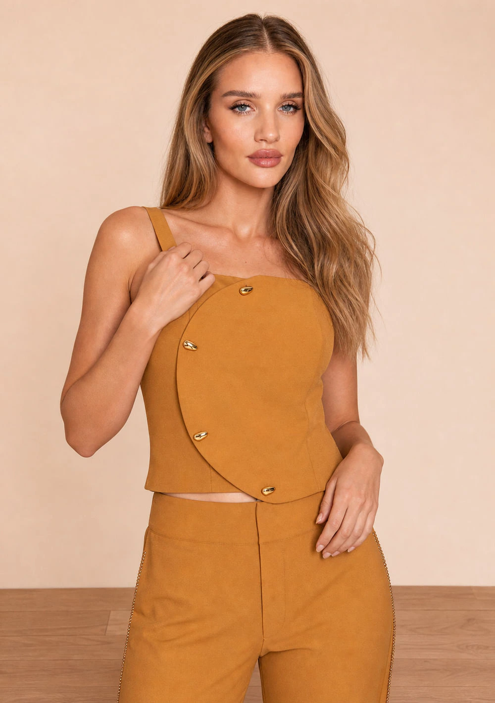 Blusa Maria.Valentina Ajustada Decote Reto Sem Manga Padrão Amarelo