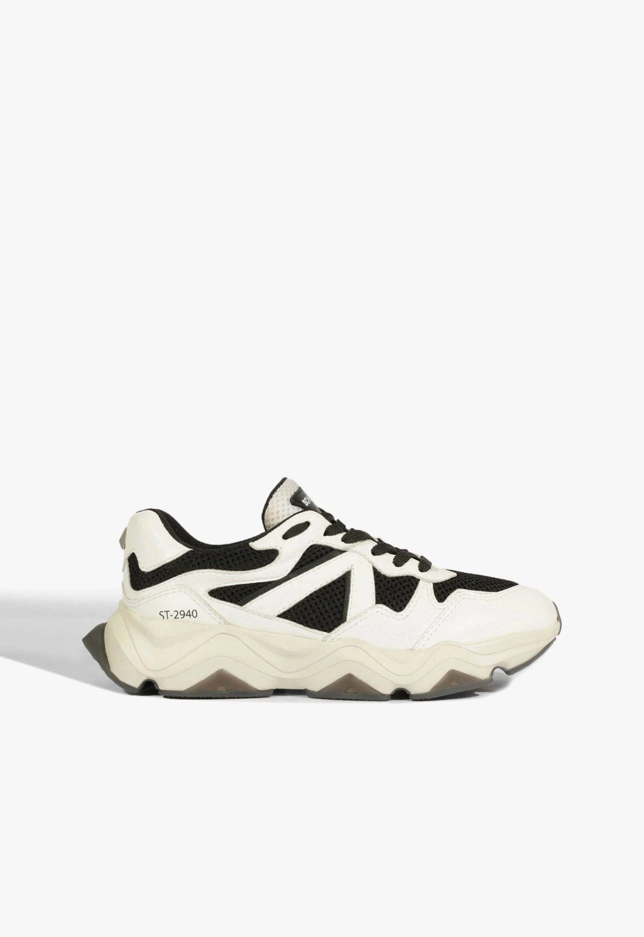 Tênis ST 2940 Branco e Preto