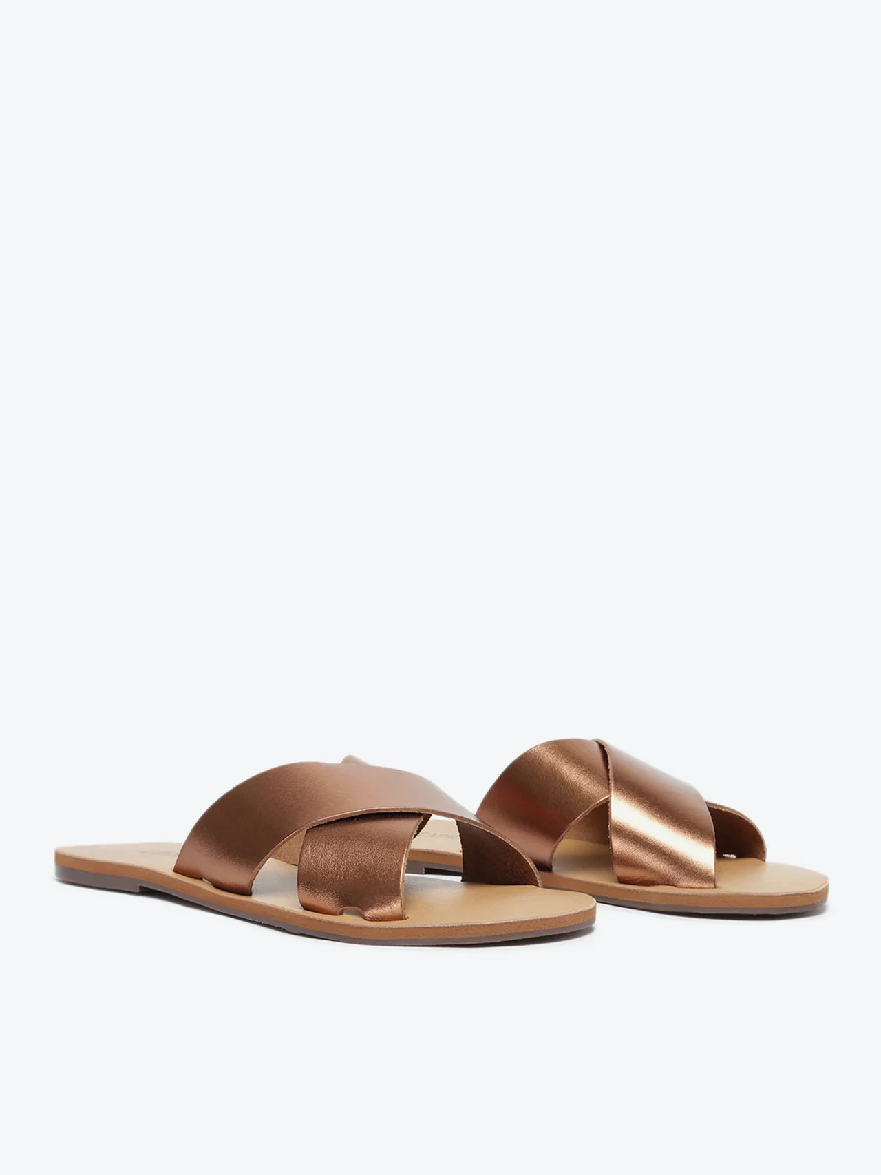 Rasteira Tiras Cruzadas Couro Bronze