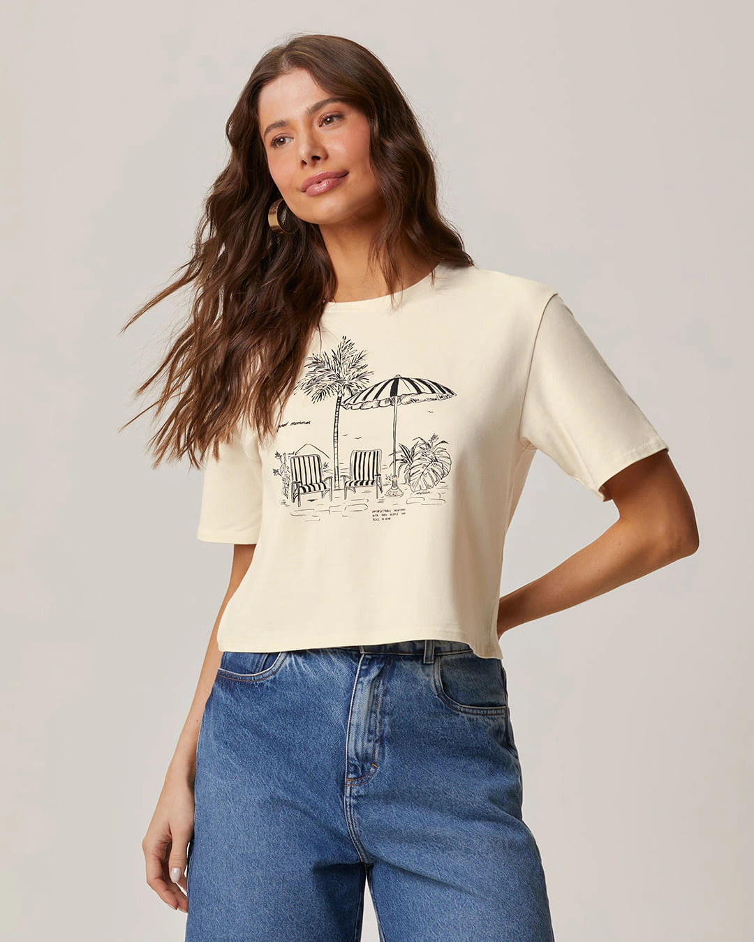 Camiseta Feminina Manga Curta Estampada Colecionável Em Algodão