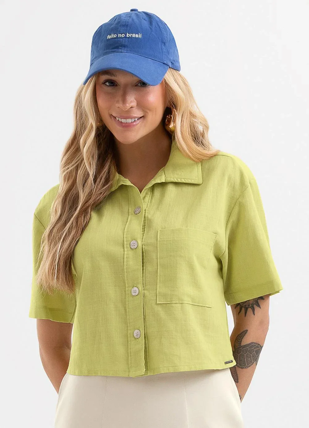 Cativa - Camisa em Tecido Texturizado Verde