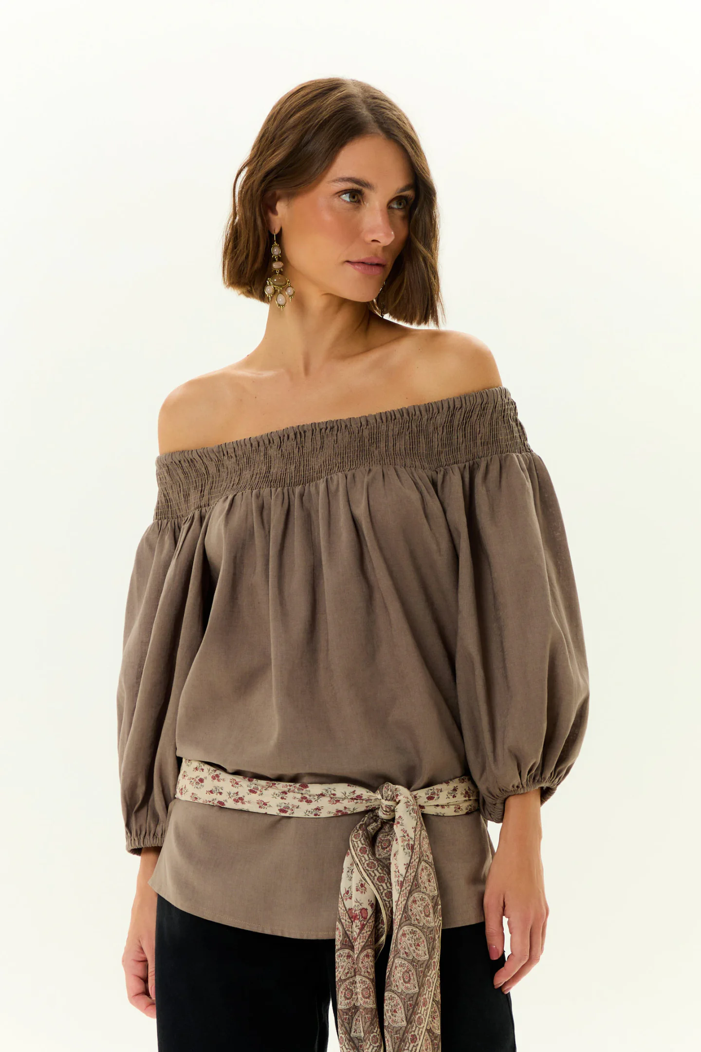 Bata Manga Curta Lastex Decote