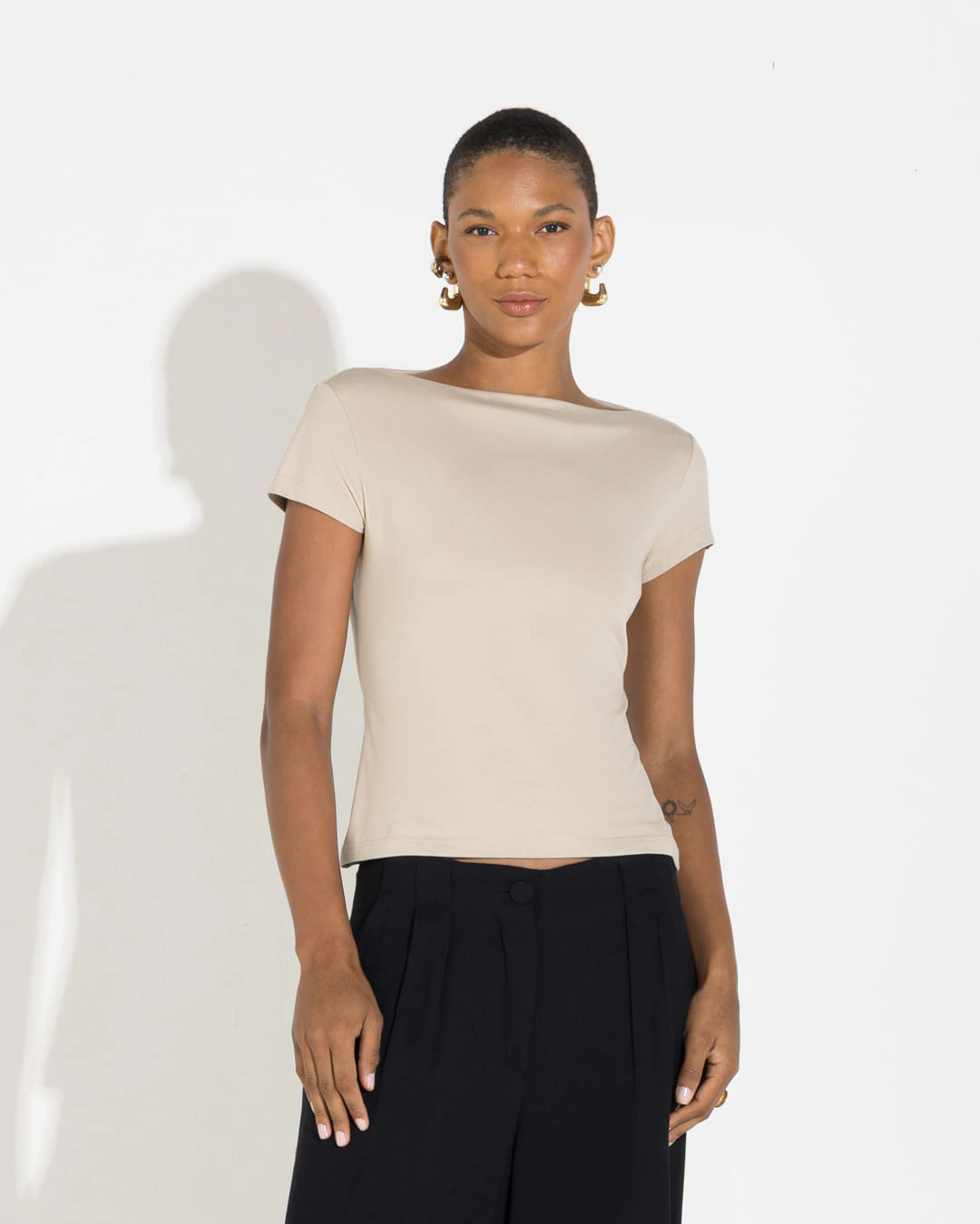 Camiseta Cotton Pima Decote Reto Feminina
