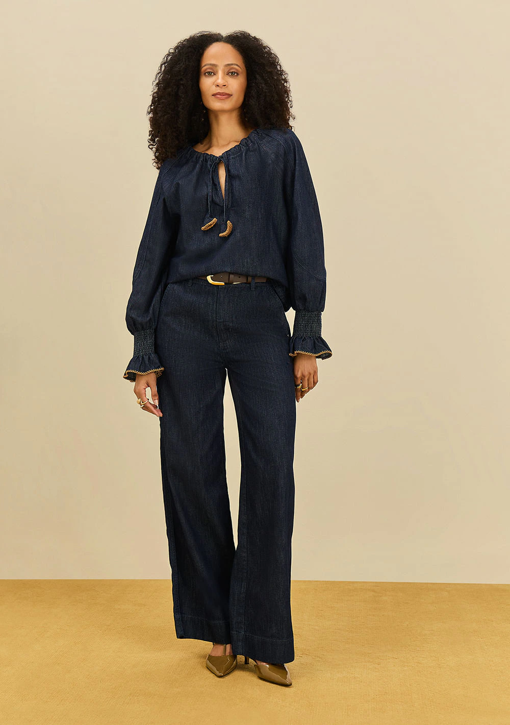 Blusa Maria.Valentina Solta Decote Canoa Manga Longa Padrão Azul