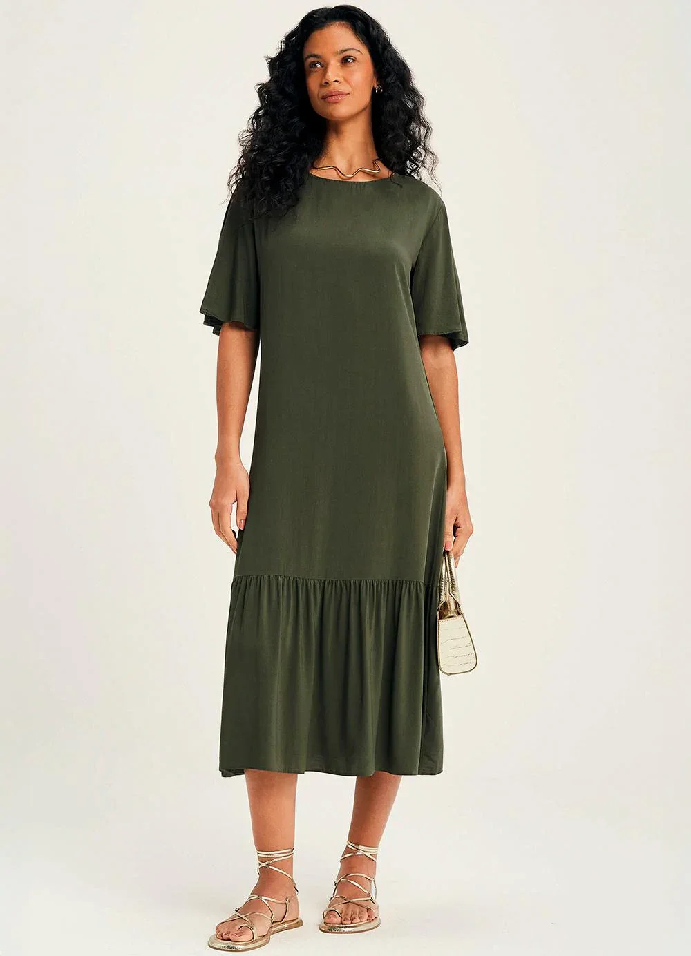 Marialícia - Vestido Feminino com Decote Canoa Verde