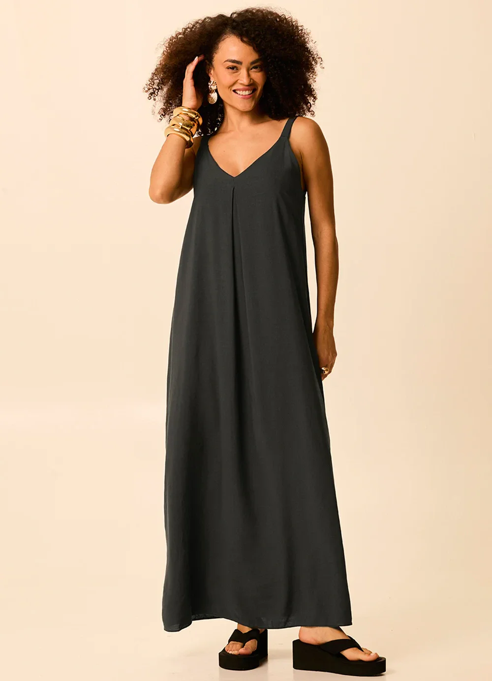 Malwee - Vestido Longo Evasê Preto
