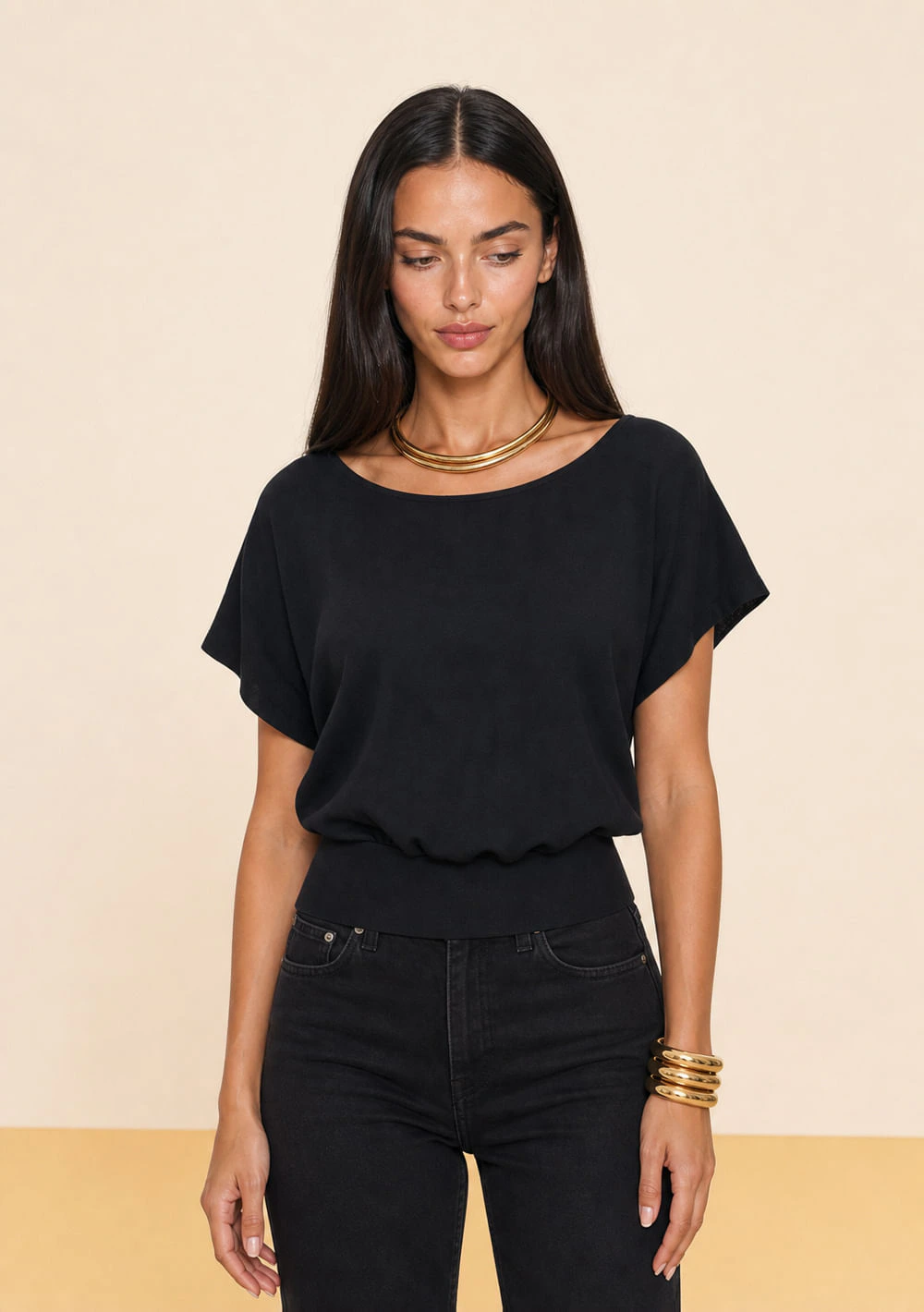 Blusa Zinco Ajustada Decote Careca Manga Curta Cropped Preto