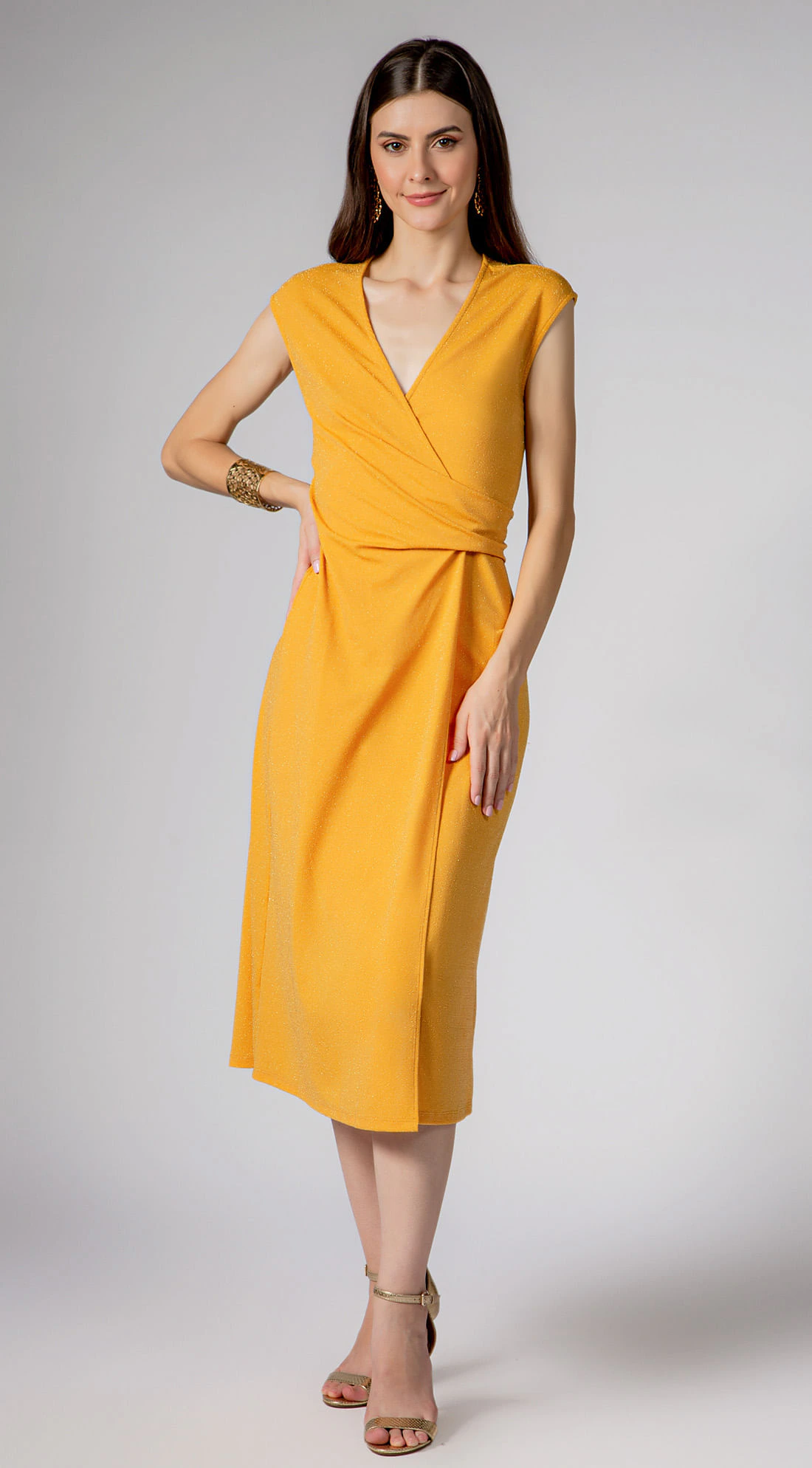 Vestido Maria.Valentina Curto Decote V Transpasse Frente Amarelo