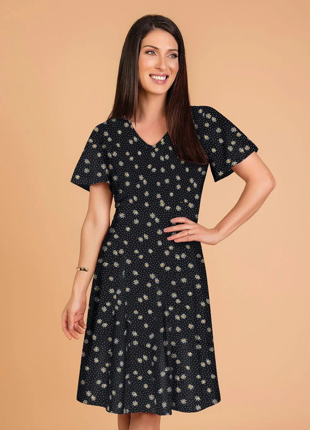 Rosalie - Vestido Floral Preto Evasê